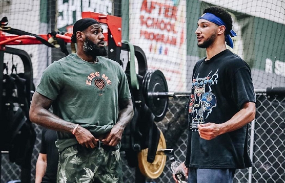 尤其是在五 尤其是在五